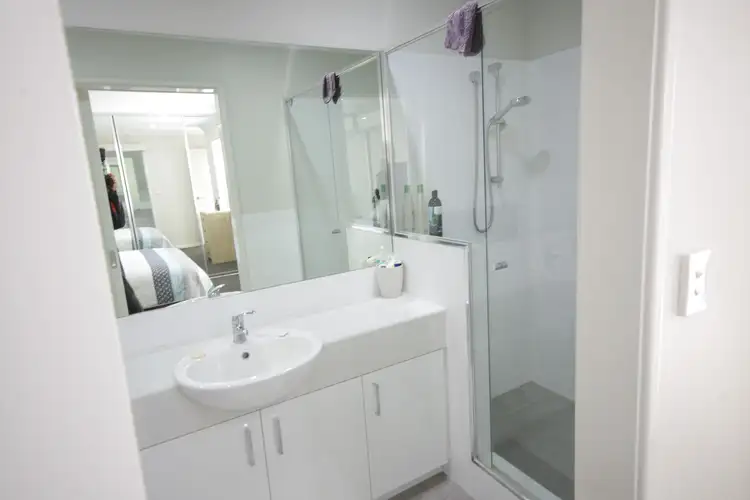 Fourth view of Homely house listing, 2/48 Kembla Circle, Madeley WA 6065