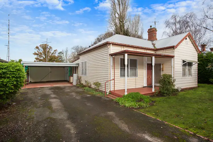 29 Parrott Street, Cobden VIC 3266