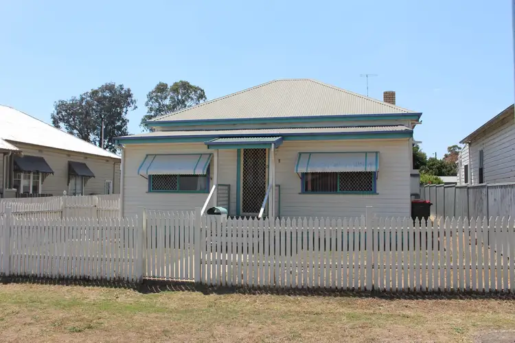8 Stephen Street