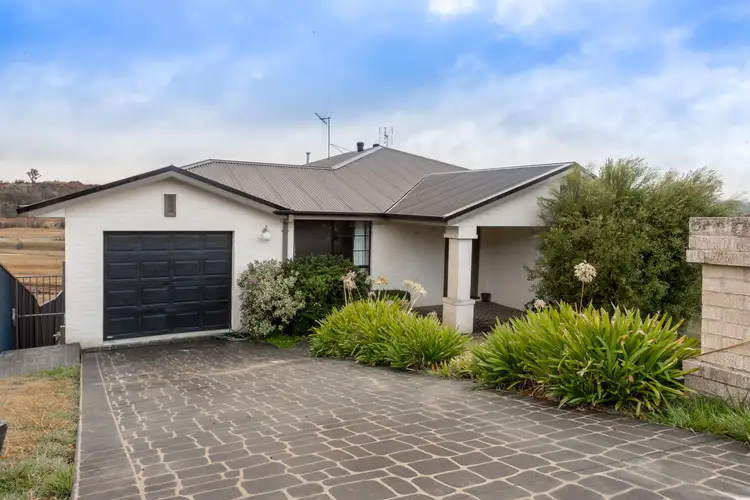 14 Emily Place, Orange NSW 2800