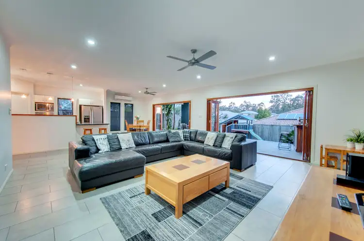 Third view of Homely house listing, 112 Cloverdale Road, Doolandella QLD 4077