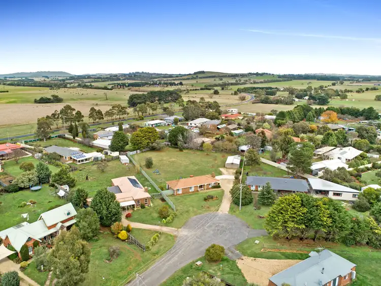 Fourth view of Homely house listing, 11 Bennett Close, Lancefield VIC 3435