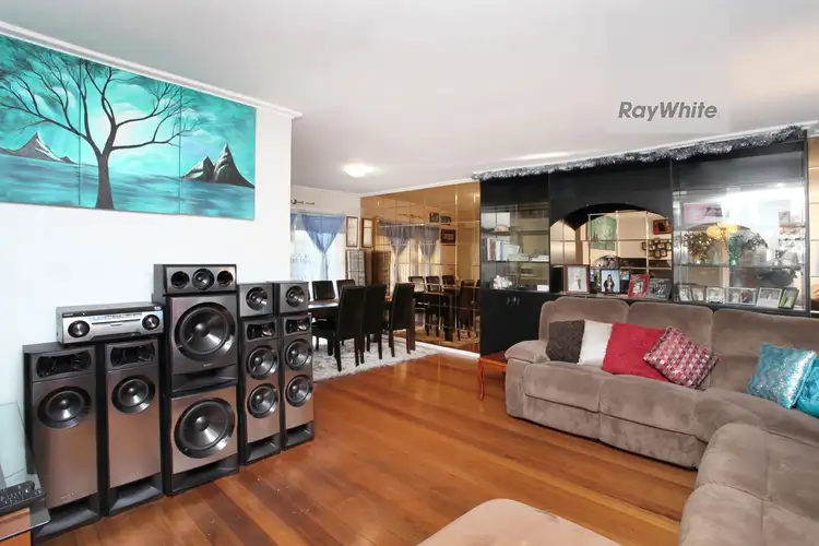 Fourth view of Homely house listing, 7 Elvin Close, Gladstone Park VIC 3043