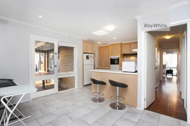 Sixth view of Homely house listing, 7 Elvin Close, Gladstone Park VIC 3043