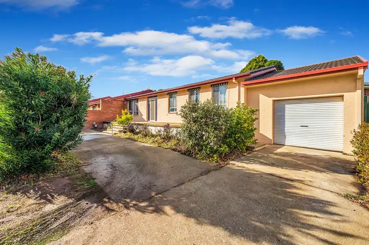 Main view of Homely townhouse listing, 2/11 Yarrow Street, Queanbeyan East NSW 2620