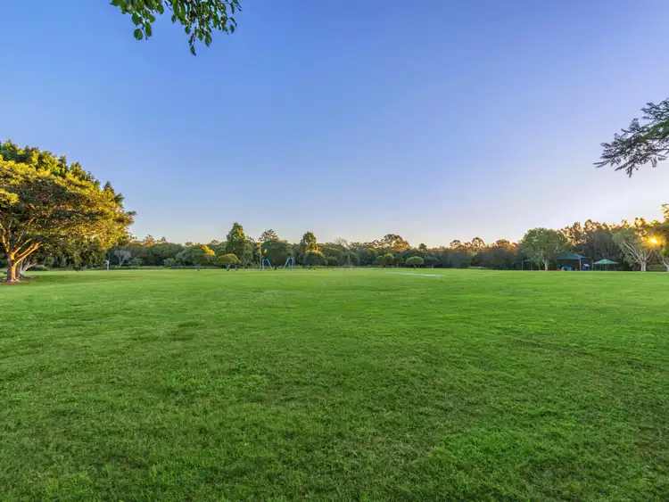 Fourth view of Homely house listing, 17 Piccadilly Place, Carindale QLD 4152