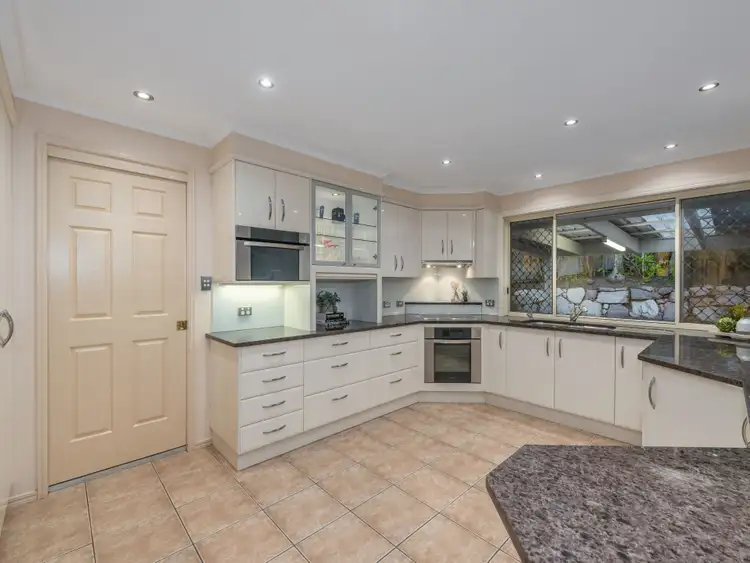 Sixth view of Homely house listing, 17 Piccadilly Place, Carindale QLD 4152