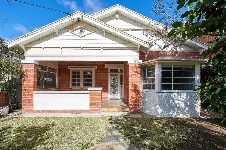 34 The Esplanade, Wagga Wagga NSW 2650