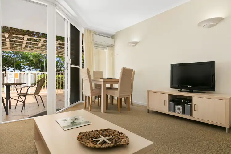 Fourth view of Homely unit listing, 4/49 -51 Vasey Esplanade, Trinity Beach QLD 4879