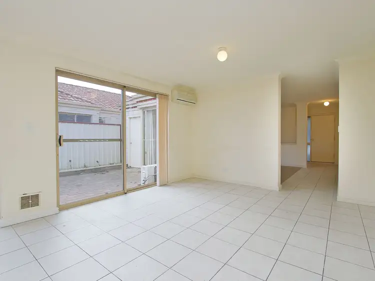 Fourth view of Homely house listing, 5/15 Garden Street, Cannington WA 6107