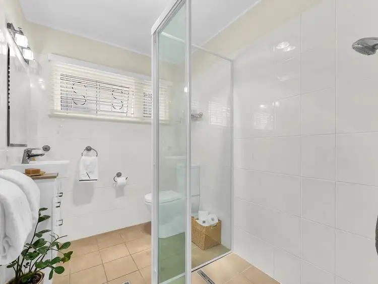 Fifth view of Homely apartment listing, 1/104 Oriel Road, Clayfield QLD 4011