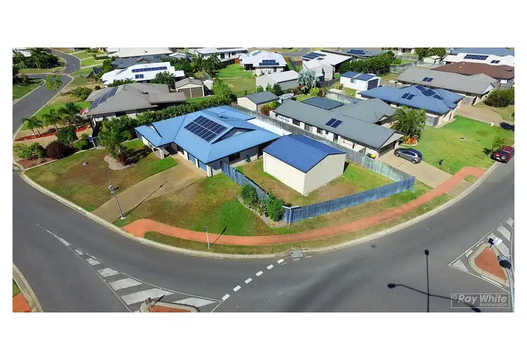 4 Primrose Avenue, Norman Gardens QLD 4701