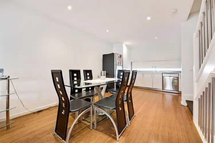15/1 Clearwater Rise Parade, Truganina VIC 3029