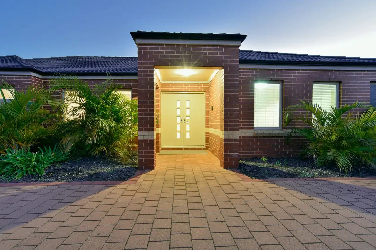 Main view of Homely house listing, 2/122 Thomas Street, Queens Park WA 6107