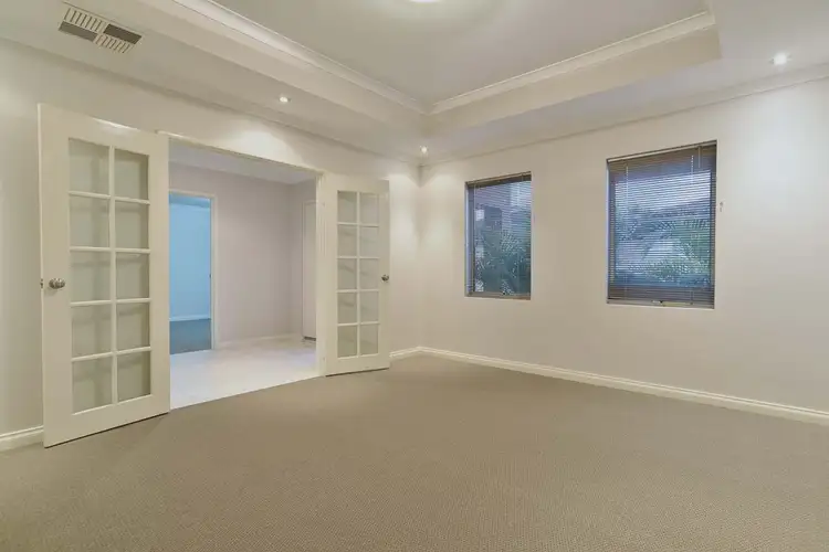 Fifth view of Homely house listing, 2/122 Thomas Street, Queens Park WA 6107