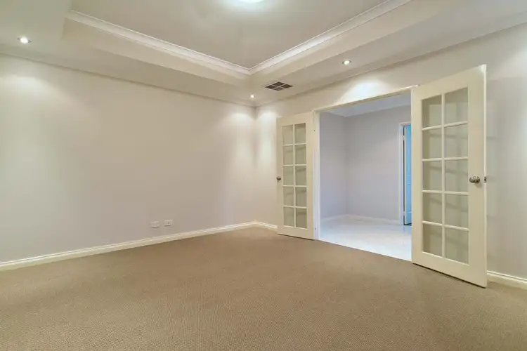 Sixth view of Homely house listing, 2/122 Thomas Street, Queens Park WA 6107