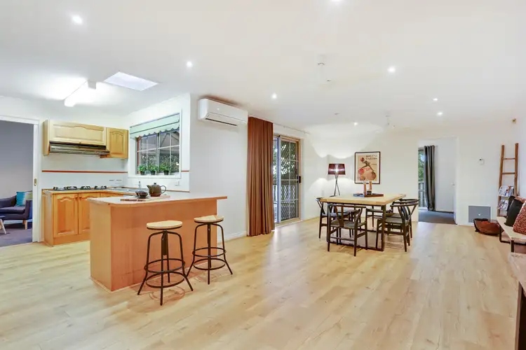 20 Lodge Crescent, Berwick VIC 3806