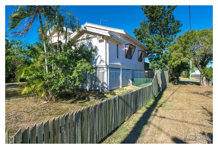 2 Medcraf Street, Park Avenue QLD 4701