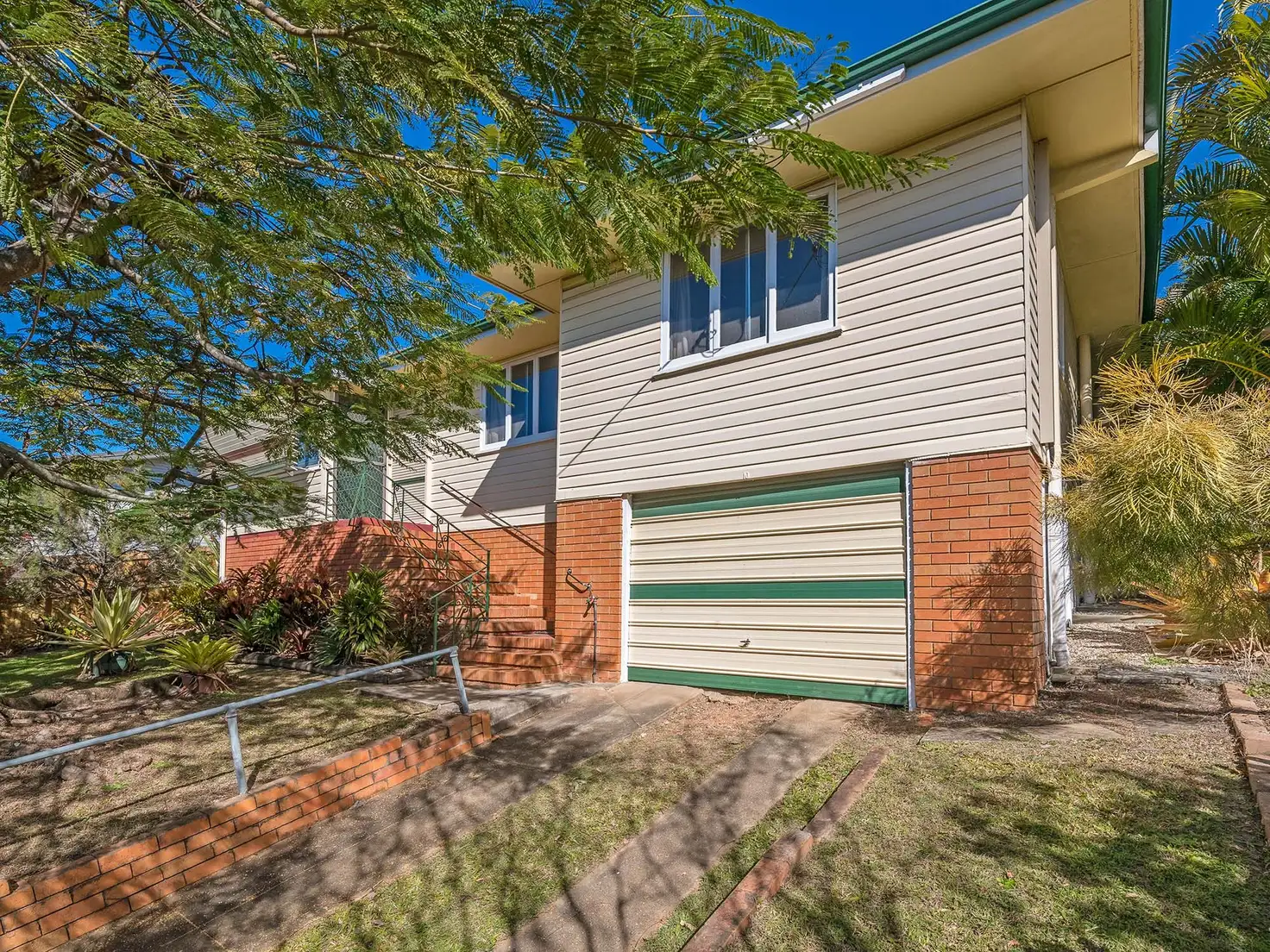 Main view of Homely house listing, 10 Greening Street, Mount Gravatt QLD 4122