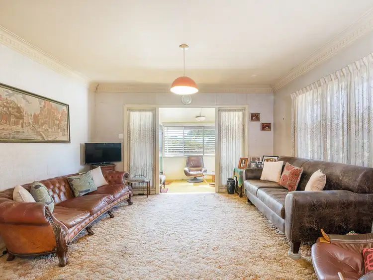 Second view of Homely house listing, 10 Greening Street, Mount Gravatt QLD 4122