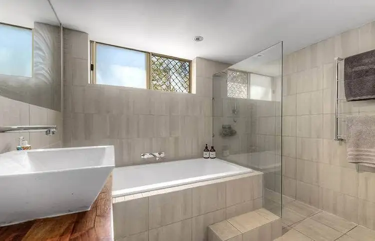 Sixth view of Homely unit listing, 1/11 Hopetoun Street, Ascot QLD 4007