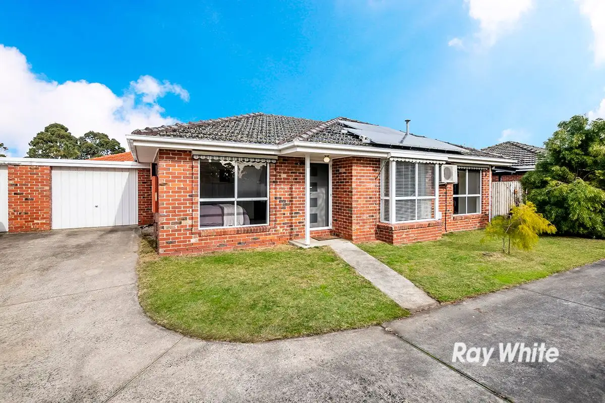 Main view of Homely house listing, 2/9 Fairfield Street, Cranbourne VIC 3977