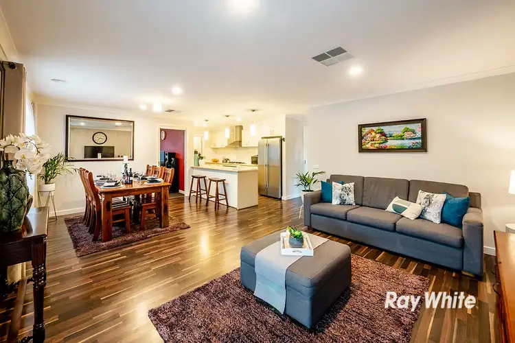 1 Hermes Avenue, Cranbourne West VIC 3977