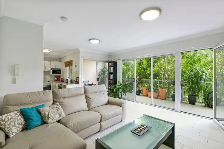 4/102 Melton Road, Nundah QLD 4012