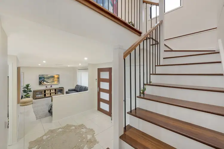 Fifth view of Homely house listing, 8 Stutz Place, Ingleburn NSW 2565