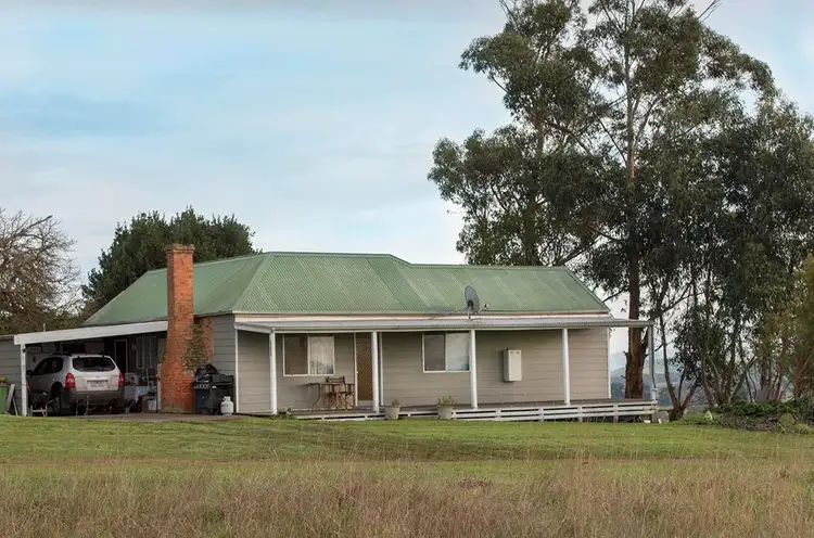 2022 Coleraine Road, Merino VIC 3310