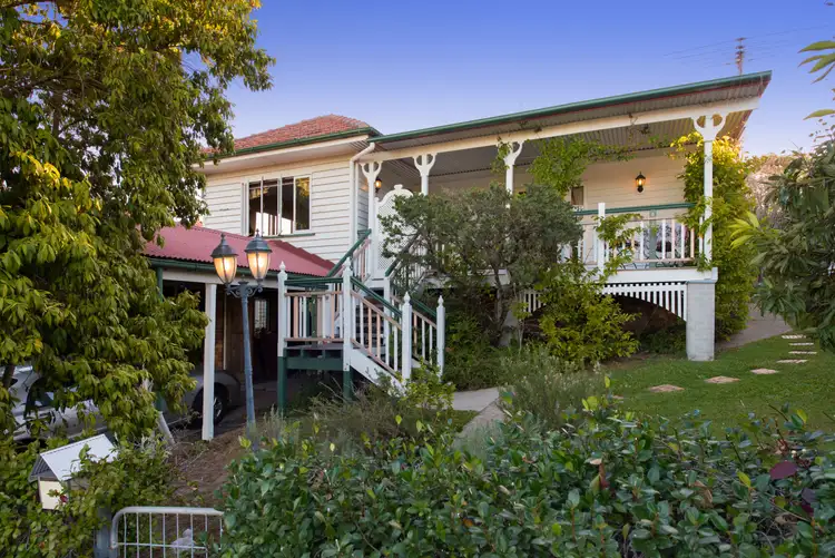 21 Thomas Street, Camp Hill QLD 4152