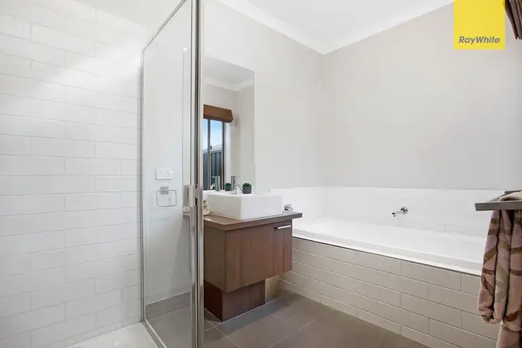 Fifth view of Homely house listing, 21 Riviera Drive, Hillside VIC 3037