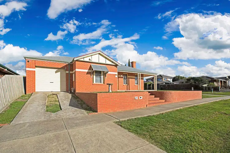 1 Ash Court, Waurn Ponds VIC 3216
