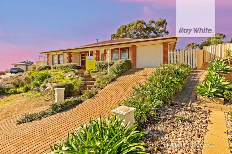 15 Cambridge Terrace, Hillbank SA 5112