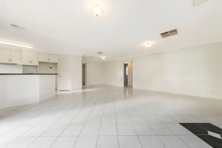 Sixth view of Homely house listing, 10 Greenlea Court, Munno Para West SA 5115