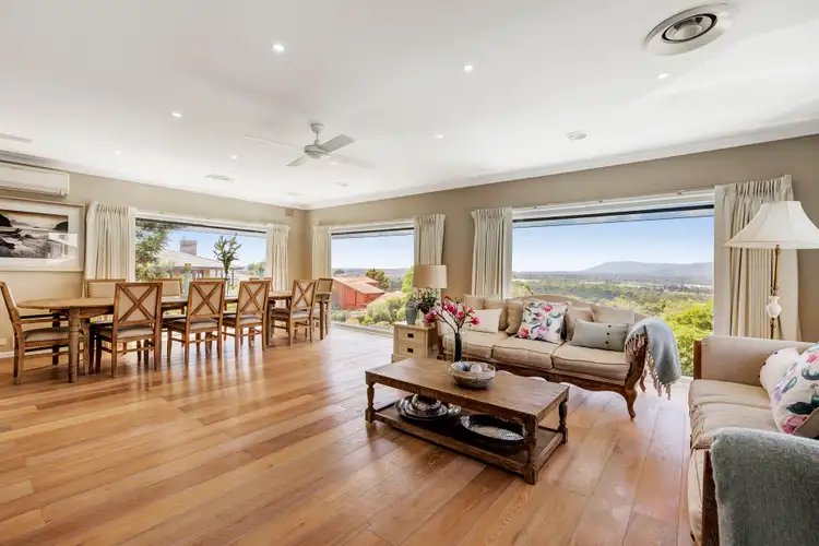 4 Portobello Place, Wheelers Hill VIC 3150