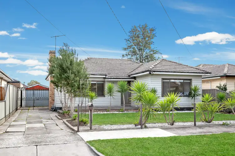 43 Dundee Street, Reservoir VIC 3073