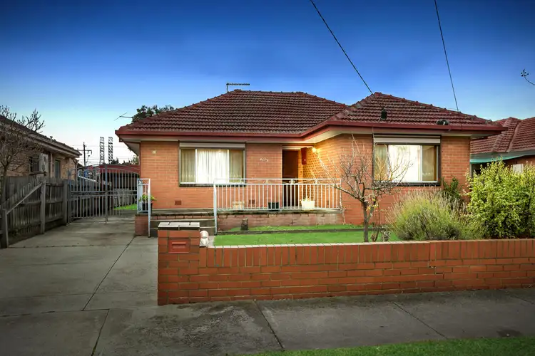 Main view of Homely house listing, 32 Arundel Avenue, Reservoir VIC 3073