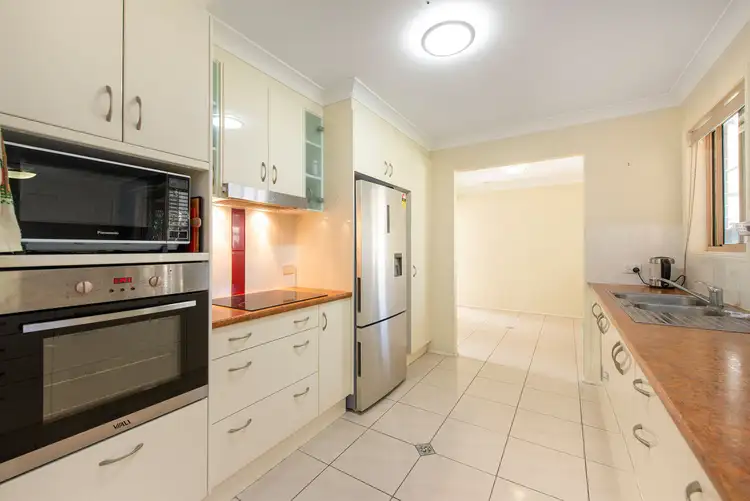 Second view of Homely house listing, 4 Bowood Court, Berrinba QLD 4117