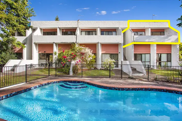 8 'Torre Molinos' 8 Duet Drive, Mermaid Waters QLD 4218