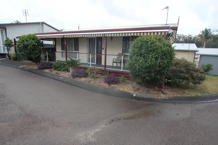 3 Fourth Avenue Broadlands, Green Point NSW 2251