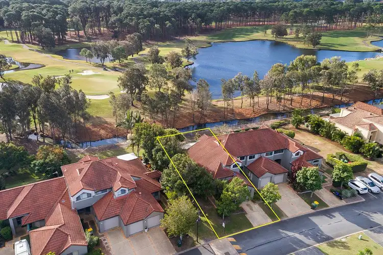 28/19 Santa Barbara Road, Hope Island QLD 4212