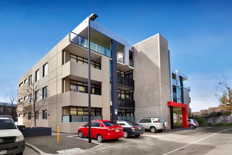 5/32 La Scala Avenue, Maribyrnong VIC 3032