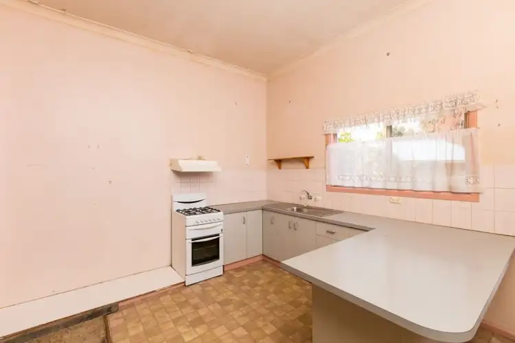 Fourth view of Homely house listing, 42 Goulburn Avenue, Red Cliffs VIC 3496