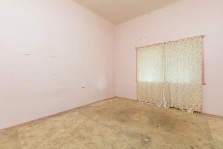 Sixth view of Homely house listing, 42 Goulburn Avenue, Red Cliffs VIC 3496