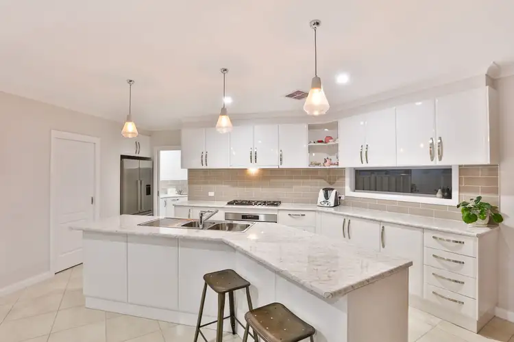 Sixth view of Homely house listing, 10 Toorak Drive, Irymple VIC 3498
