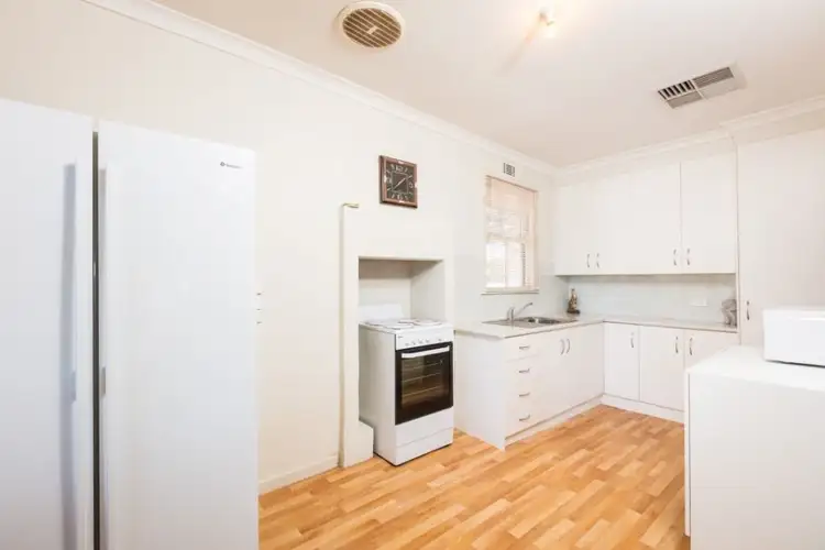 Fourth view of Homely house listing, 7 Westcliffs Avenue, Red Cliffs VIC 3496