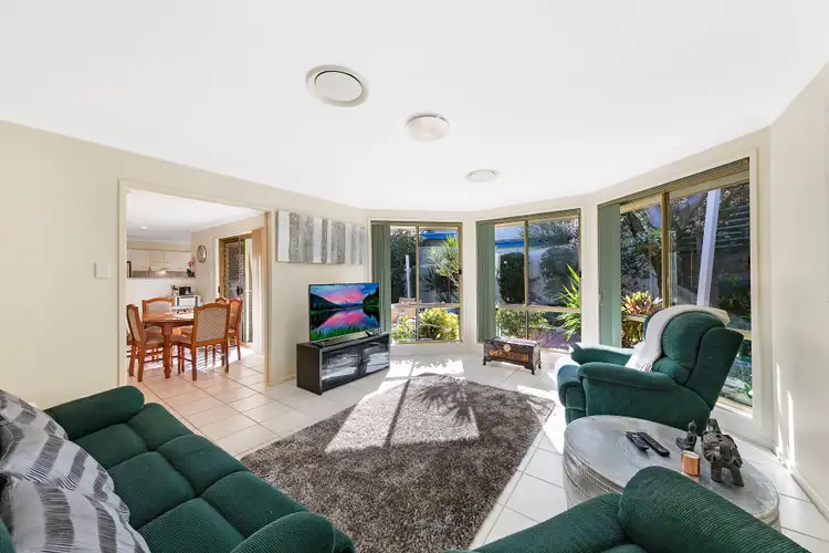 13 Sycamore Avenue, Bateau Bay NSW 2261