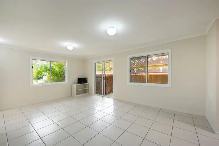 Sixth view of Homely house listing, 3 Bergomi Court, Eagleby QLD 4207