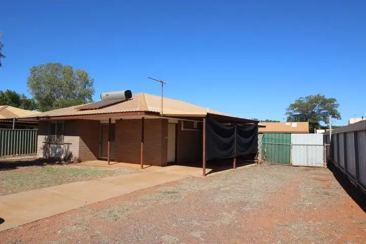 6 Yanderra Crescent, South Hedland WA 6722
